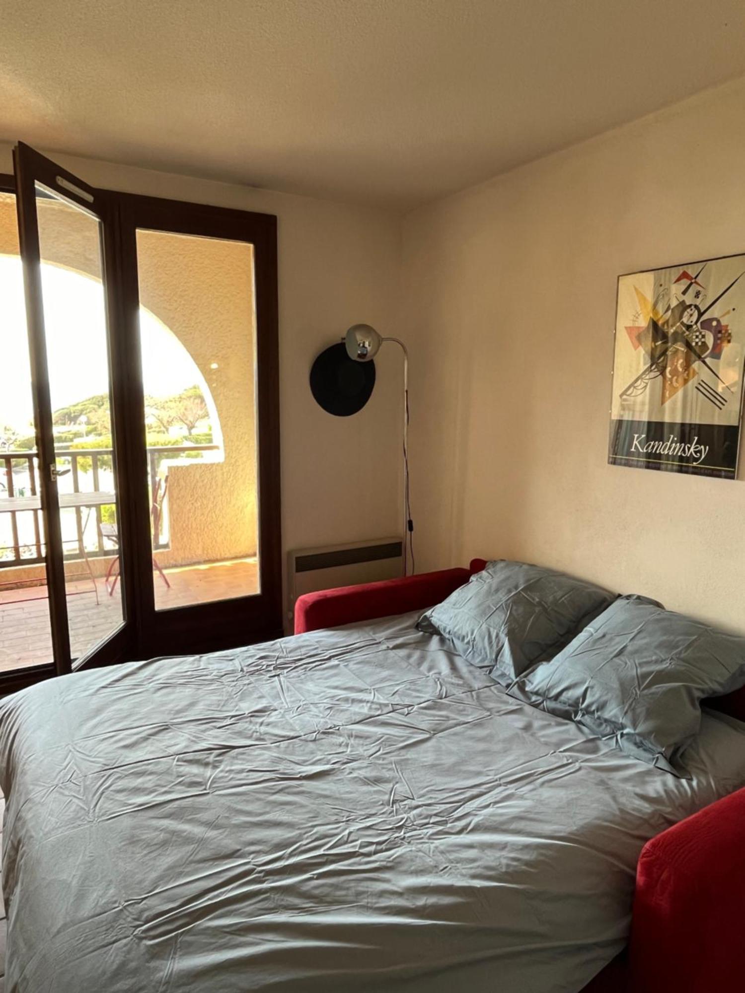 Апартаменти Studio Lumineux, Avec Vue Mer - Conciergerie Regnier - Соссе-ле-Пен Екстер'єр фото